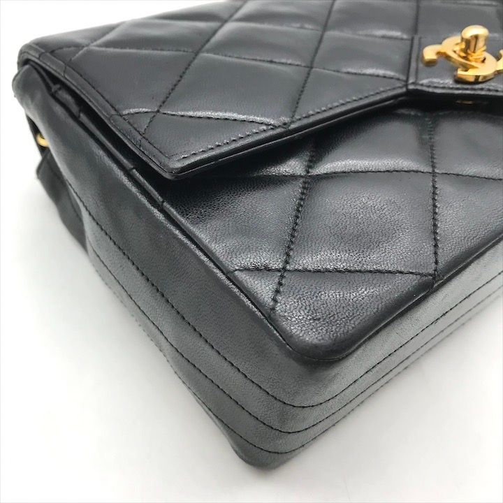 Chanel CC Logo Quilted Lambskin Turnlock Chain Shoulder Bag Black