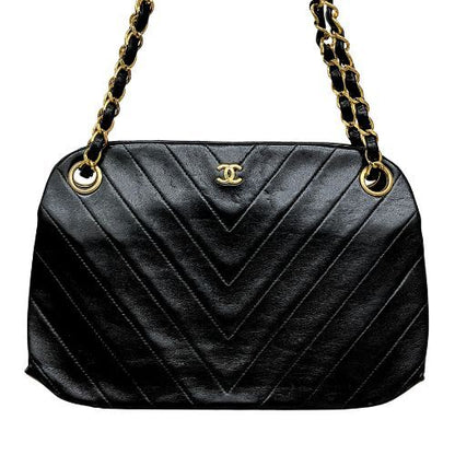 Chanel Handbag Lamb Leather Lamb Leather Clasp V-stitching Black