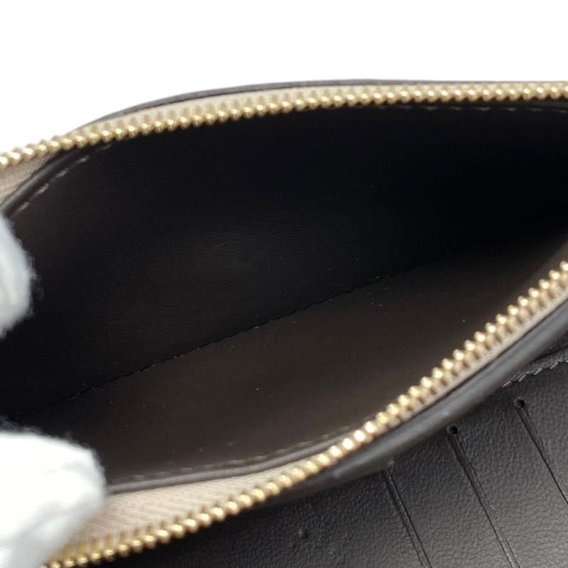 Louis Vuitton Trifold Wallet Portefeuille Capucines Compact M62159 Taurillon