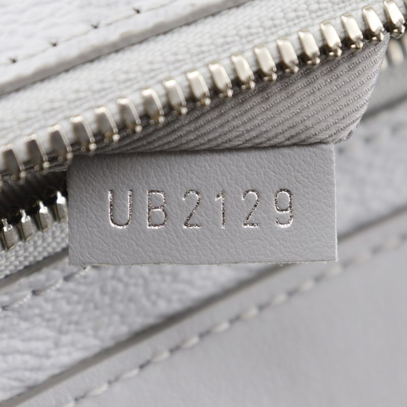 Louis Vuitton Flat Vertical Tote M44627 X White Monogram Canvas Light Gray