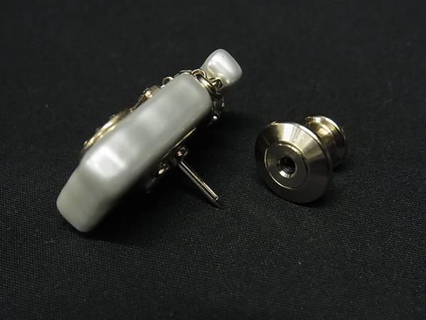 Chanel A22S Rhinestone Earrings Accessories Ivory Fe4964