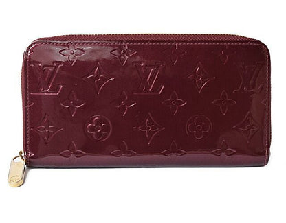 Louis Vuitton Wallet Louis Vuitton Round Zipper Vernis Rouge Fauviste M91536