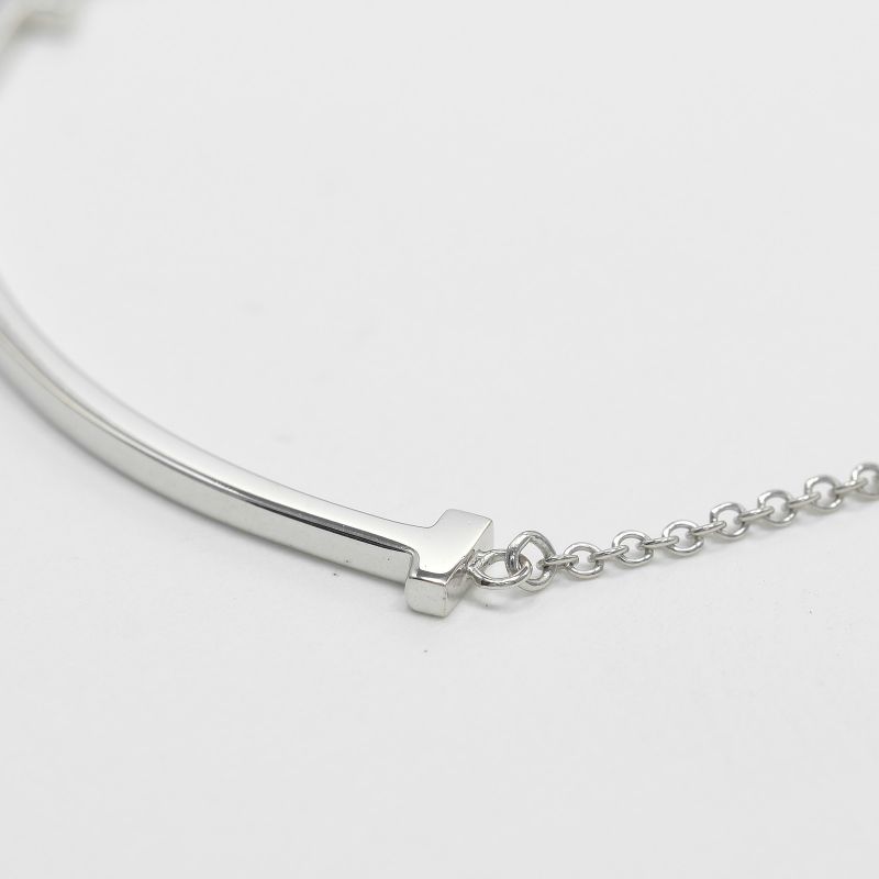 Tiffany & Co T-smile Small 18kwhite Gold Ladies 3g Necklace