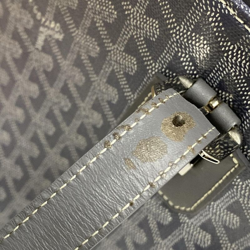 Goyard Shoulder Bag Mali Gallant MM Gray Leather