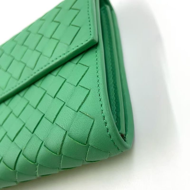 Bottega Veneta Intrecciato Fold Wallet Leather Green Wallet Black