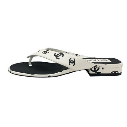 Chanel Sandals Shoes Leather White Black Thong Sandals Flat Sandals Heremark