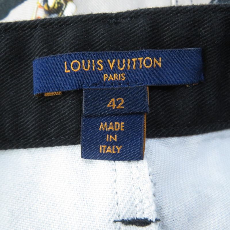 Louis Vuitton 2022 Scarf Print Monogram Leather Patch Shorts Multicolor 42 Made