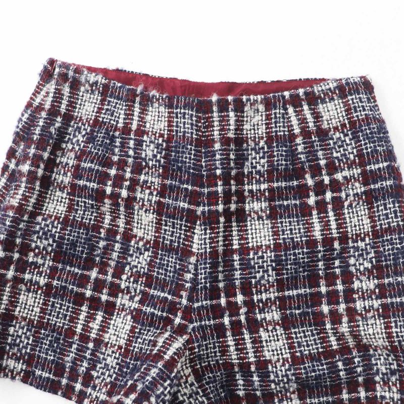 CHANEL 22AW P73601 Tweed Shorts With Rhinestone Coco Mark Navy Bordeaux White