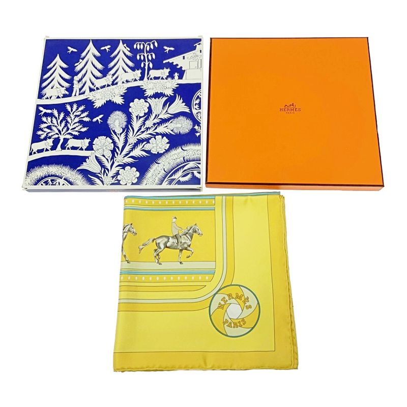 Hermes Silk Carré 90 Sequences Scarf Yellow 410946 Scarf