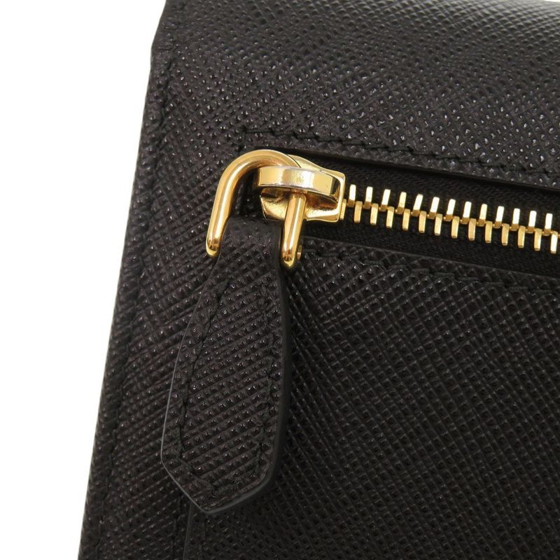 Prada Saffiano Leather Black Long Wallet Bifold Long Wallet Black 0301 Prada