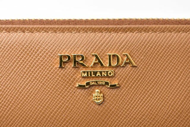 Prada Wallet Prada Long Wallet 1m0506 Saffiano Metal Shape Pressed Leather