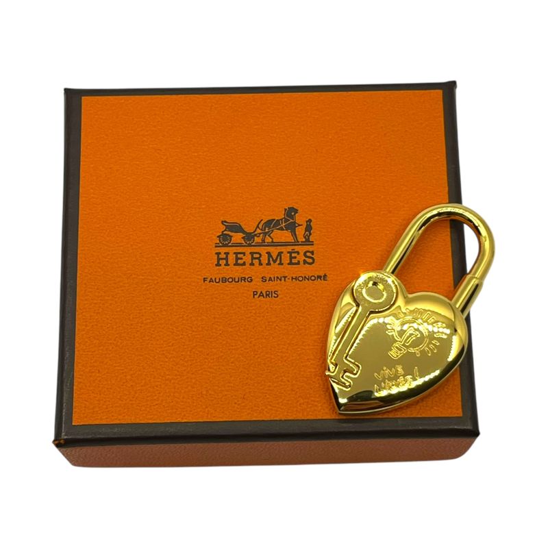 Hermes 2004 Limited Edition Heart Cadena Charm Heart Key Cadena Charm Annual
