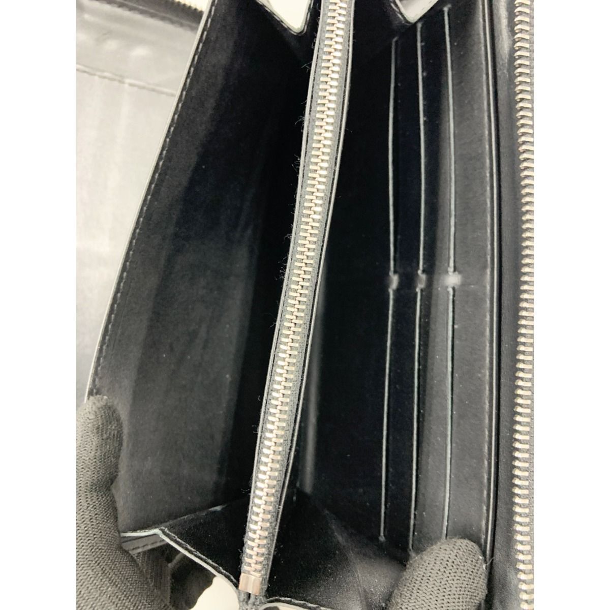 Louis Vuitton Zippy Organizer Utah Round Zipper Long Wallet M97026 Black