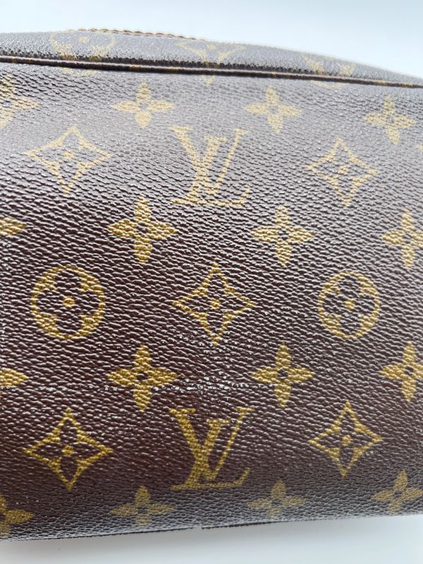 Louis Vuitton Pouch Trousse Toilette 23 Clutch Bag Monogram M47524 05bs211