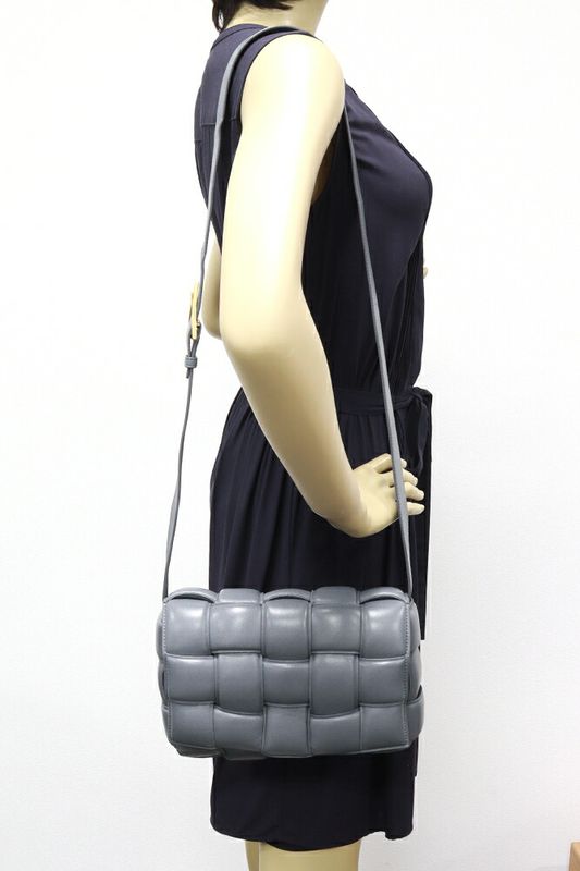 Bottega Veneta Shoulder Bag Small Patted Cassette Lambskin Gray 717506