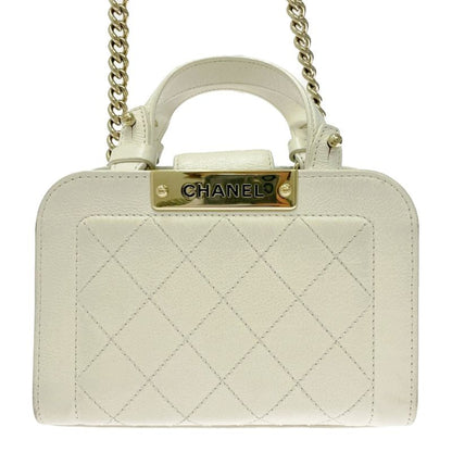 Chanel Matelasse Leather Click Label Shoulder Bag White 439887 Shoulder Bag