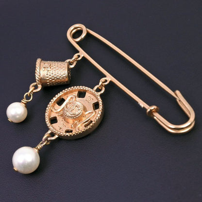 Chanel Coco Mark Gold Plated And Faux Pearl Ladies 18.4g Brooch