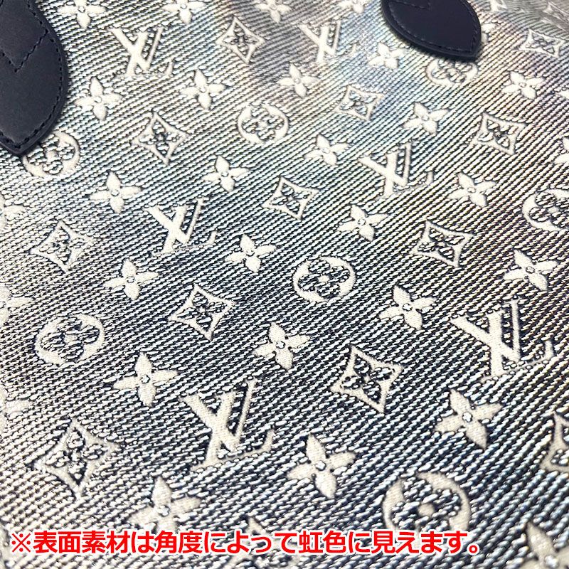 Louis Vuitton Laminated Jacquard Neverfull MM Tote M22921