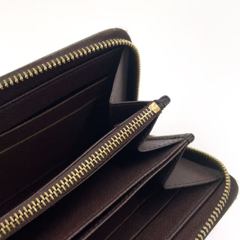 Louis Vuitton Zippy Wallet Damier Ebene Damier Ebene PVC Brown Round Zipper