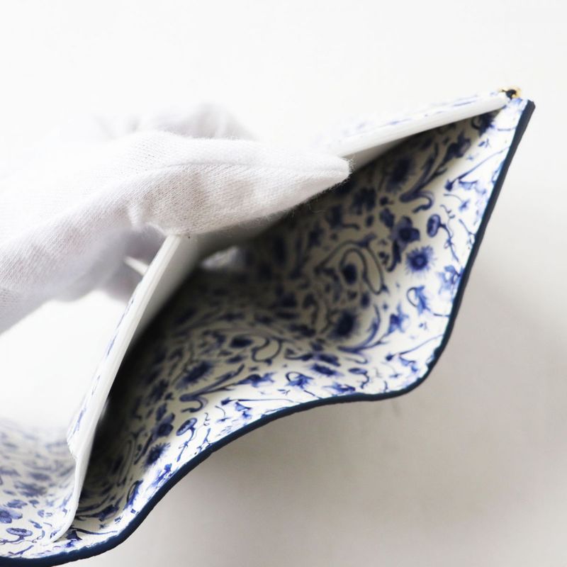 LV Louis Vuitton M82046 Ladies Portefeuille Capucines Compact Wallet