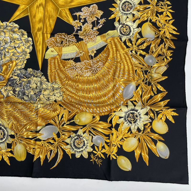 Hermes Carre 90 Passiflores Passion Flower Black 100% Silk Scarf