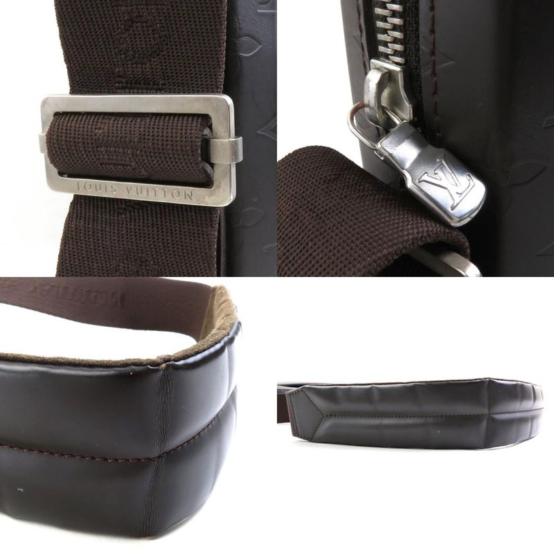 Louis Vuitton Crossbody Shoulder Bag Monogram Glacé Bobby M46520