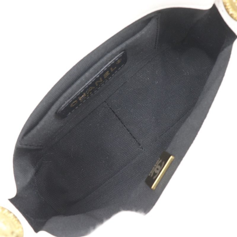 Chanel Matelasse Flap Shoulder Chain Shoulder A35200 Caviar Skin White/gold