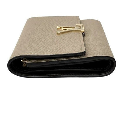 Louis Vuitton Portefeuille Capucines Compact M62159 Trifold Wallet Women