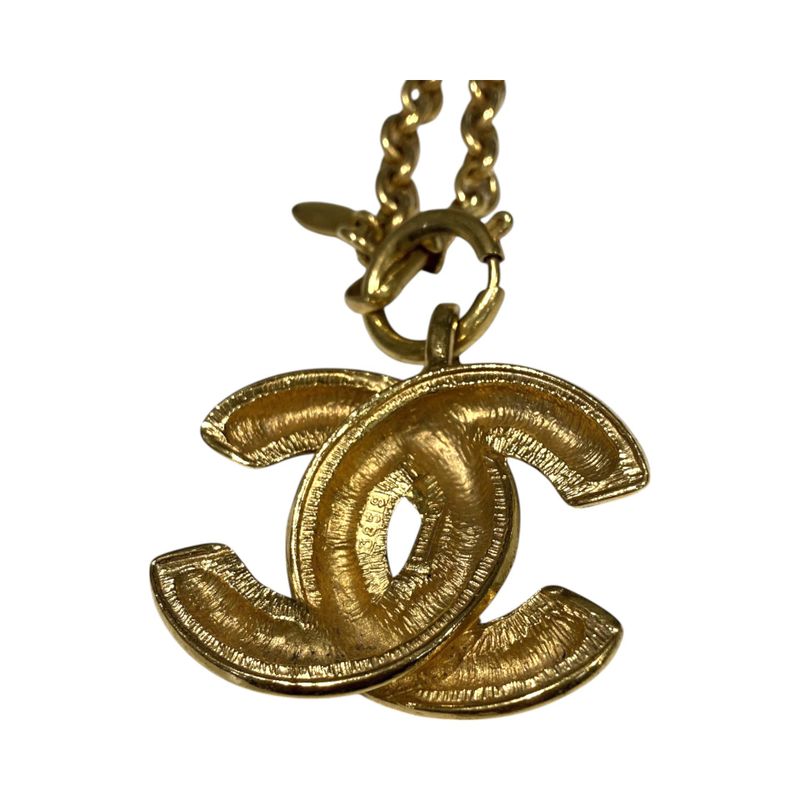 Chanel ⑤ 3859 70s-80s Vintage Matelasse Coco Mark Chain Necklace Unisex Gold