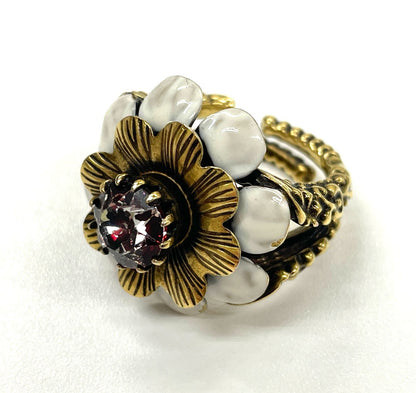 Gucci Flower Cocktail Ring S With Stones And GP White