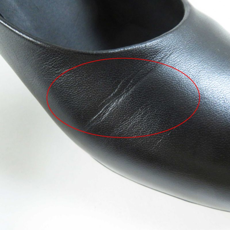 CHANEL G35025 Round Toe Leather Pumps With Coco Mark Black Gold Hardware 36