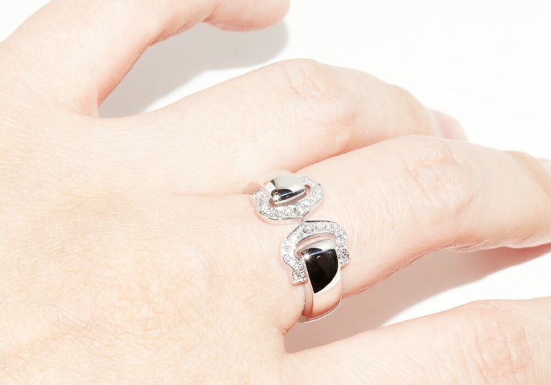 Cartier Ring 18K White Gold Diamond 30p(015ct) 2C Bouclece Ring B40710