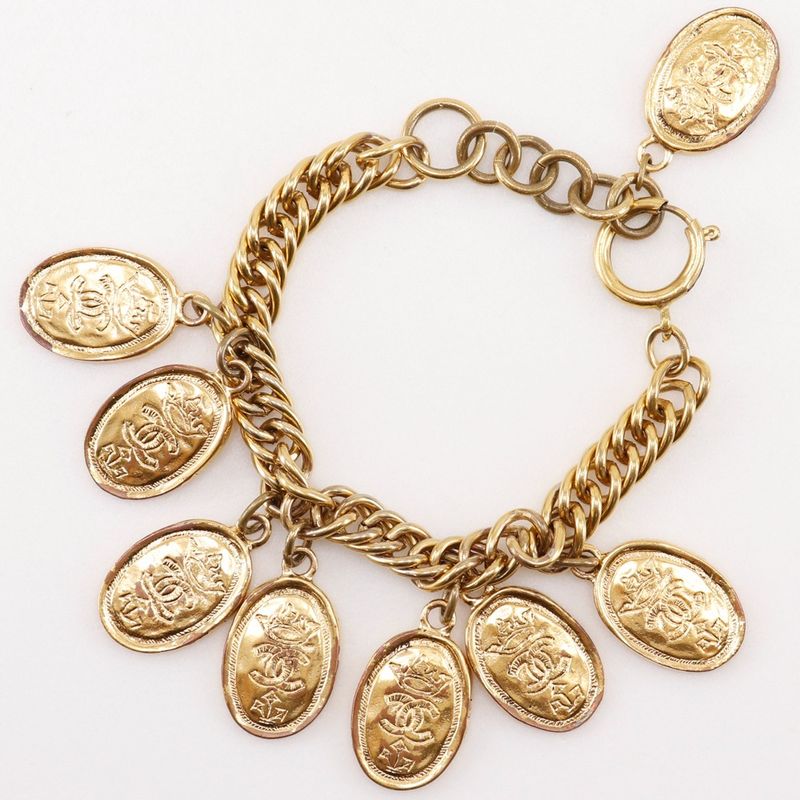 Chanel Medallion Charm Coco Mark Chain Gold Plated Ladies 83.4g Bracelet