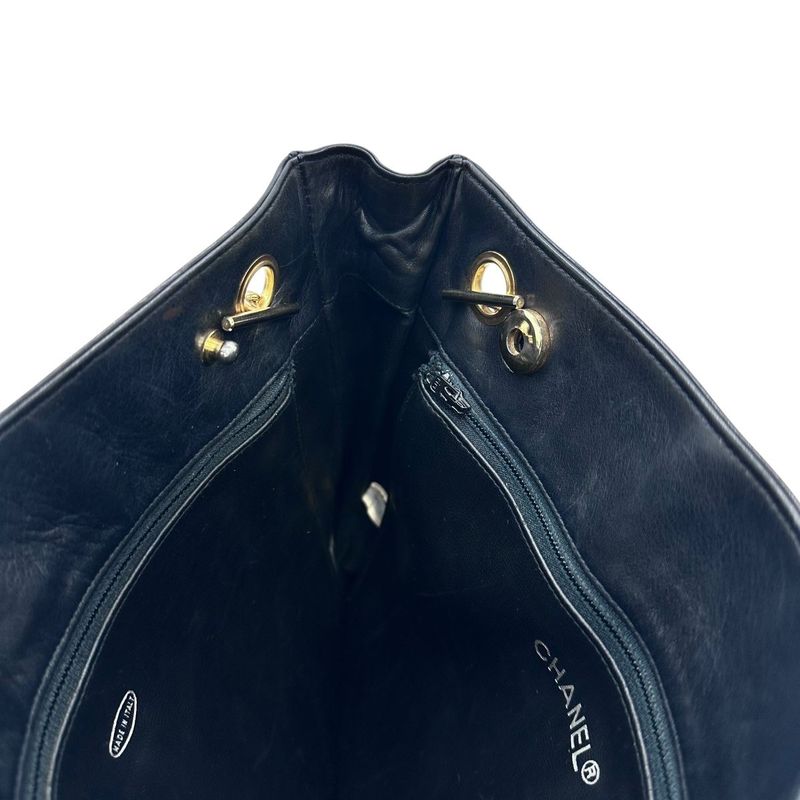 1877 Chanel Matelasse Chain Shoulder Bag Black Chain Bag Chanel