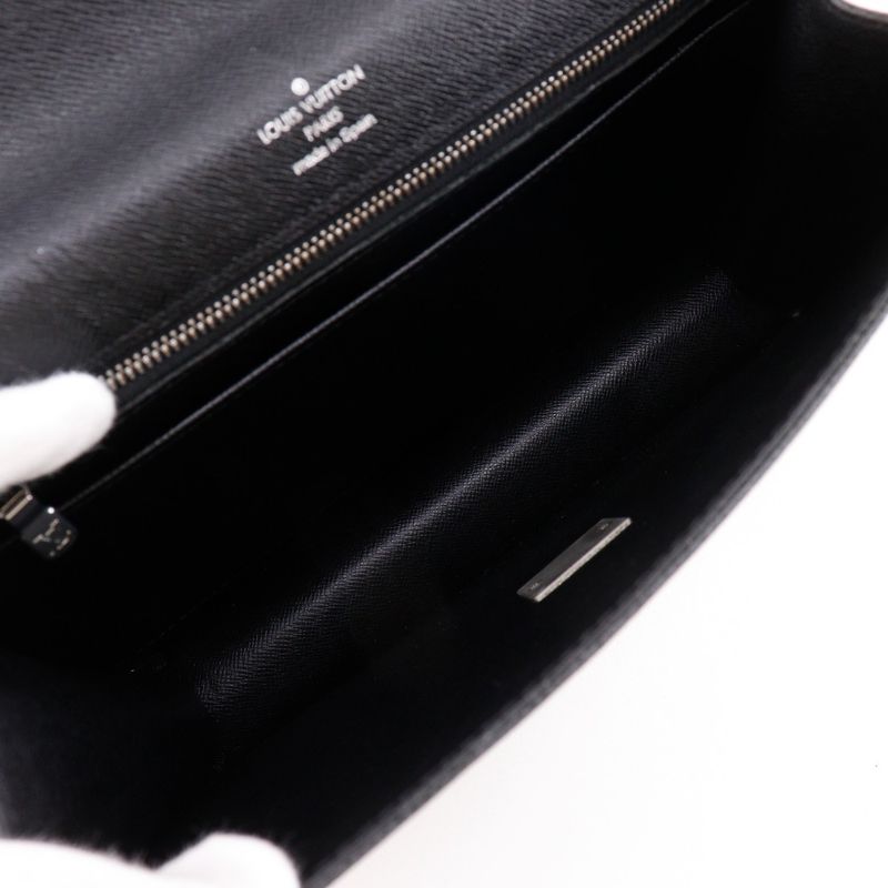 Louis Vuitton Selenga M30782 Taiga Ardoise Black Men's Second Bag