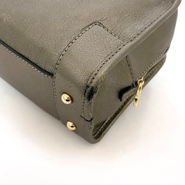 Loewe Handbag Amazona 23 Gold Anagram