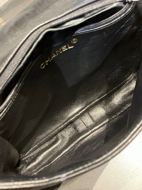 Chanel 0893487 1989's Lambskin Matelasse Chain Shoulder Bag Women Black