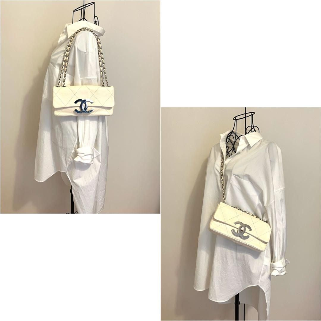 CHANEL Vintage Quilted Extra Large Jumbo Flap Bag White Nappa Leather