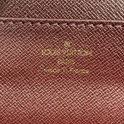 Louis Vuitton Business Bag Taiga Serviette Moskova M30036 Akaju - Men's