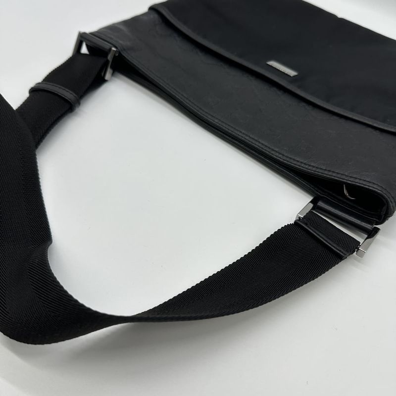 Gucci 161822 Guccissima Shoulder Bag Black Leather Women Men Fashion