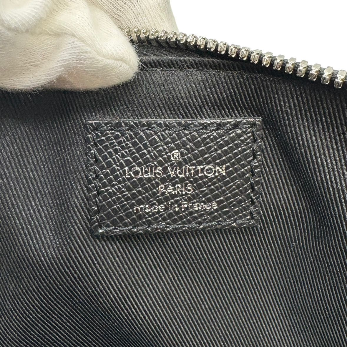 Louis Vuitton Slim Briefcase Taiga M30810 LV Handbag Shoulder Business Bag