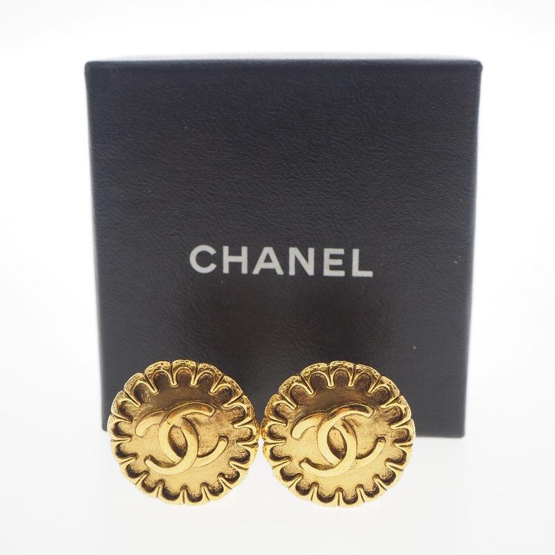 Chanel Coco Mark Vintage Gold Plated 97P Ladies 14.6g Earrings