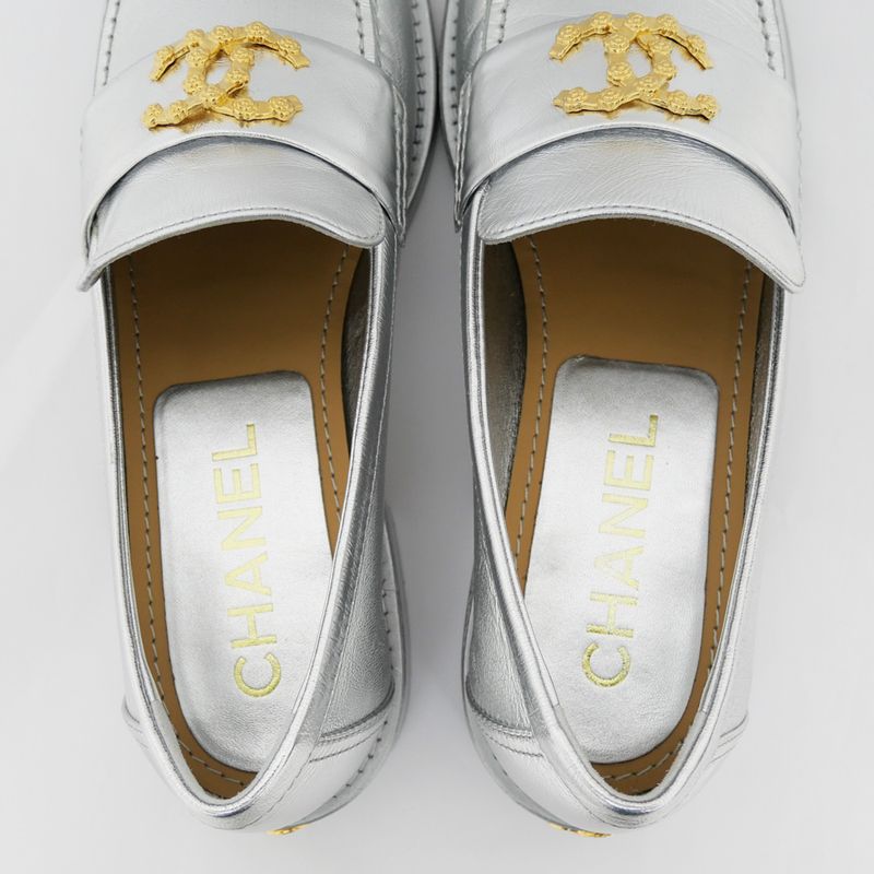 Chanel CC Logo Leather Loafers - G45663 Silver - Gold Hardware 37 1 2C