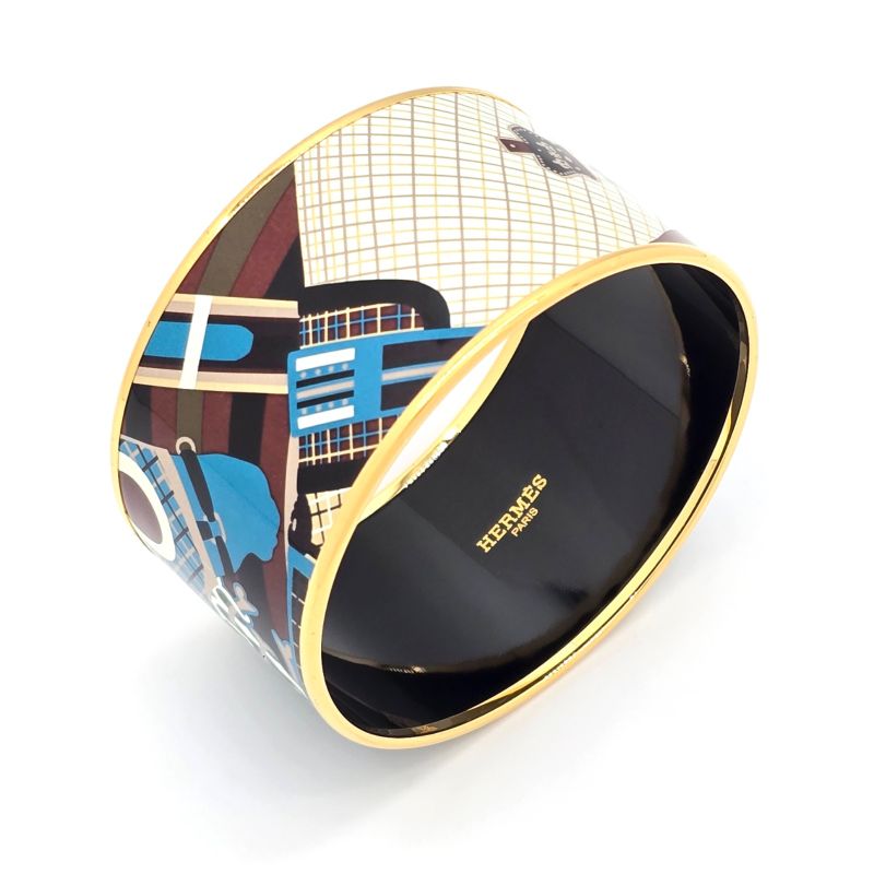 Hermes Emailles TGM Bangle Bracelet Approx 195cm (768in) Around The Wrist Horse