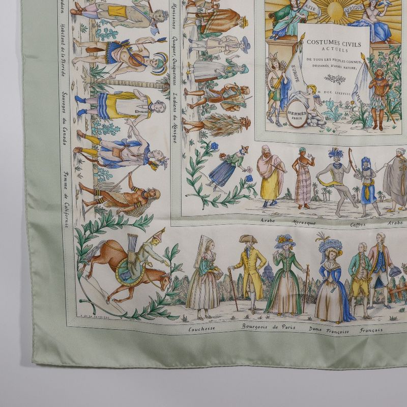 Hermes Carre 90 Costumes Civils Actuels Modern Civilian Attire Rare Light Green