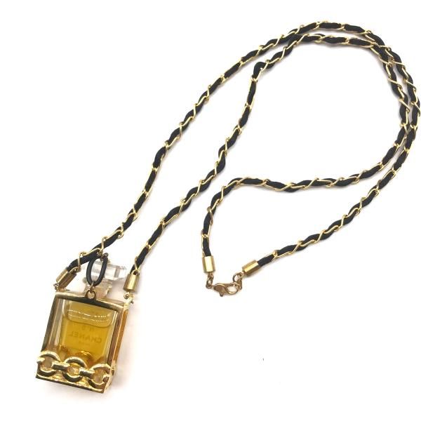 Chanel Perfume Necklace No5 Gold