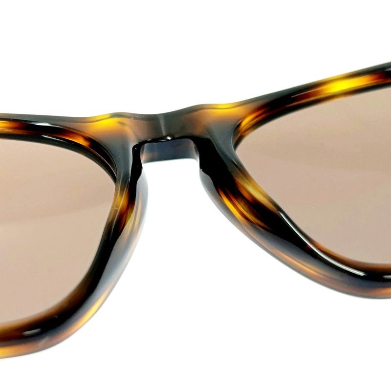 Chanel Matelasse 01450 91235 Brown Sunglass Es with Case 306852 Sunglass Es