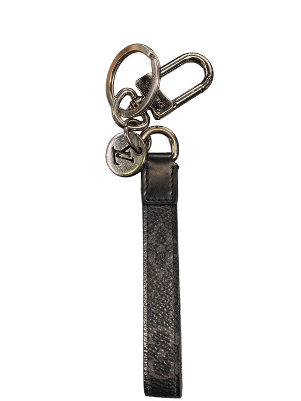 1594 Louis Vuitton M61950 Cx1108 Porte Cles Dragonne Key Holder Black Accessorie