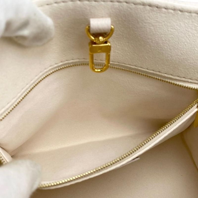 Louis Vuitton Handbag Shoulder Bag on the Go PM M46513 Monogram Empreinte Cles