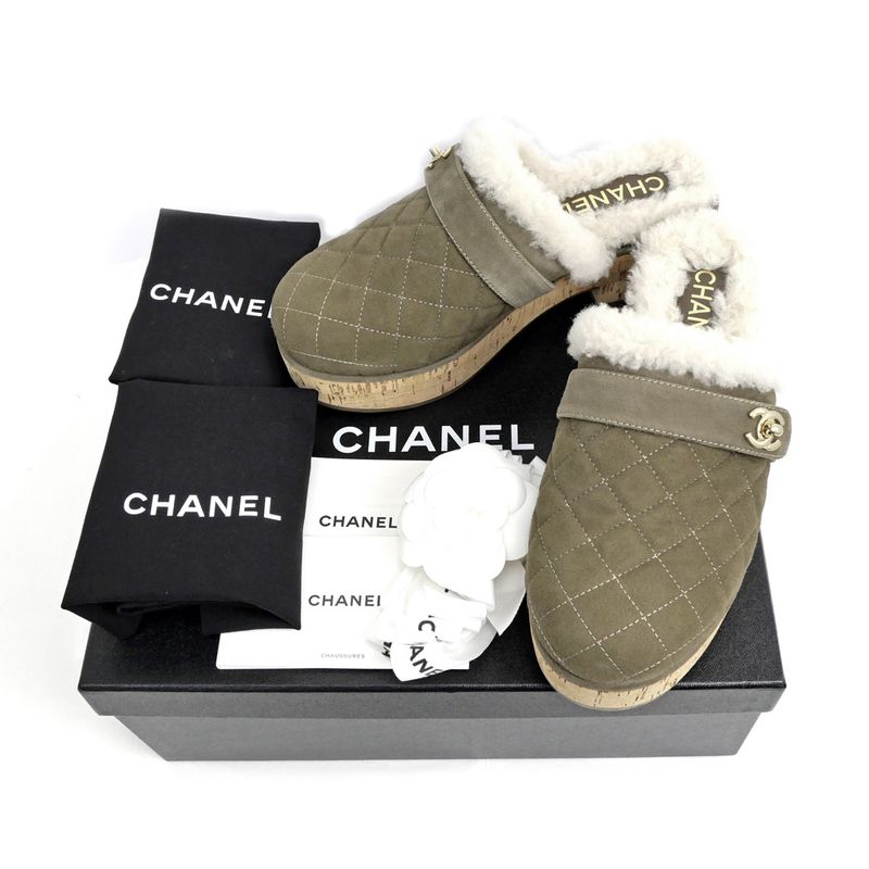 Chanel 21B Clog Sabot Sandals Khaki Gdhardware G45183 Size 36 Shoes